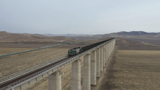 2108米,距地面高60米,敦德乌苏桥所在的锡乌(锡林浩特至乌兰浩特)铁路