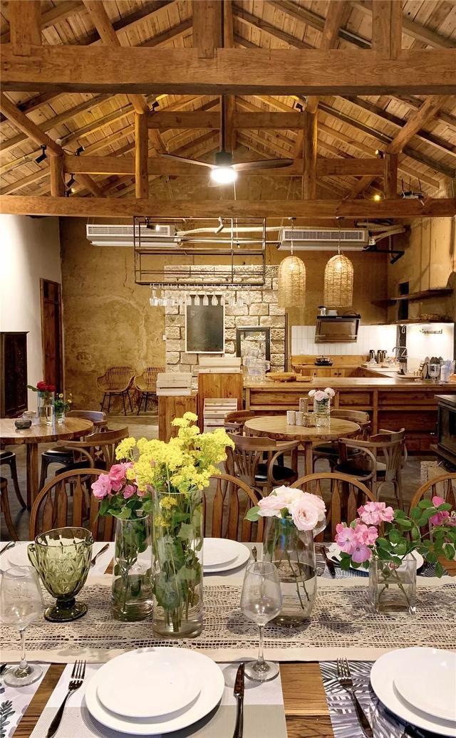 他花了5个月将爸妈的土房改造成别墅完工后的院落太惊艳