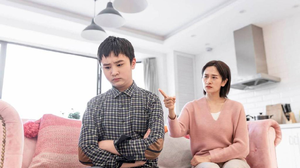 真实案例告诉你父母溺爱、极度叛逆的的孩子如何在柯贞教育蜕变|父母|案例|教育_新浪新闻