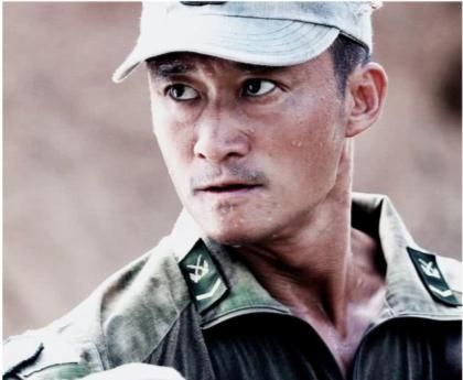 肖战吊威亚留下淤青,明星拍戏时有多辛苦?看看成龙大哥就知道了休闲区蓝鸢梦想 - Www.slyday.coM 肖战吊威亚留下淤青,明星拍戏时有多辛苦?看看成龙大哥就知道了休闲区蓝鸢梦想 - Www.slyday.coM