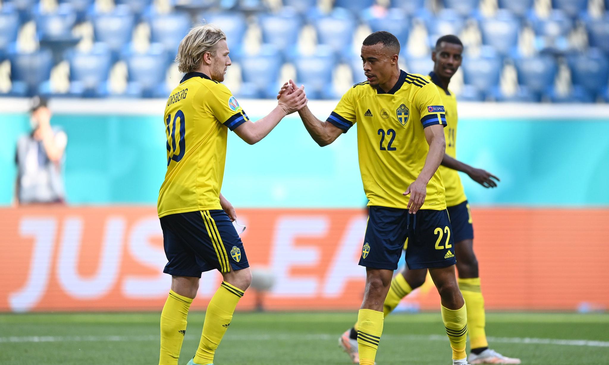 欧洲杯最新小组积分榜及可能的淘汰赛对阵(6.19):英伦德比闷平休闲区蓝鸢梦想 - Www.slyday.coM 欧洲杯最新小组积分榜及可能的淘汰赛对阵(6.19):英伦德比闷平休闲区蓝鸢梦想 - Www.slyday.coM