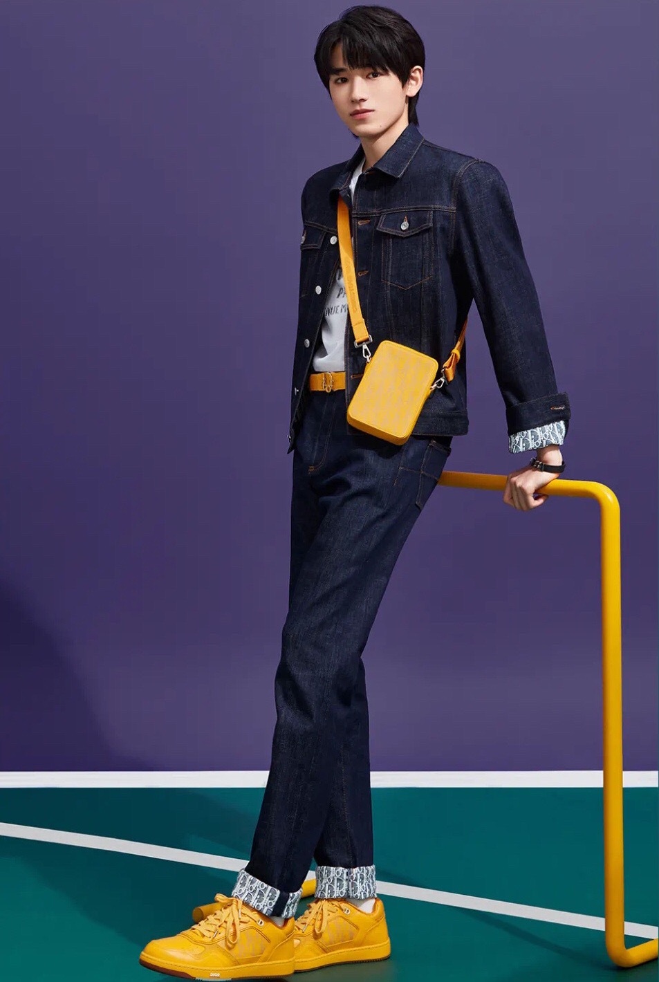 宋亚轩×dior world tour限定系列大片 这个腿真的逆天……_高清图集