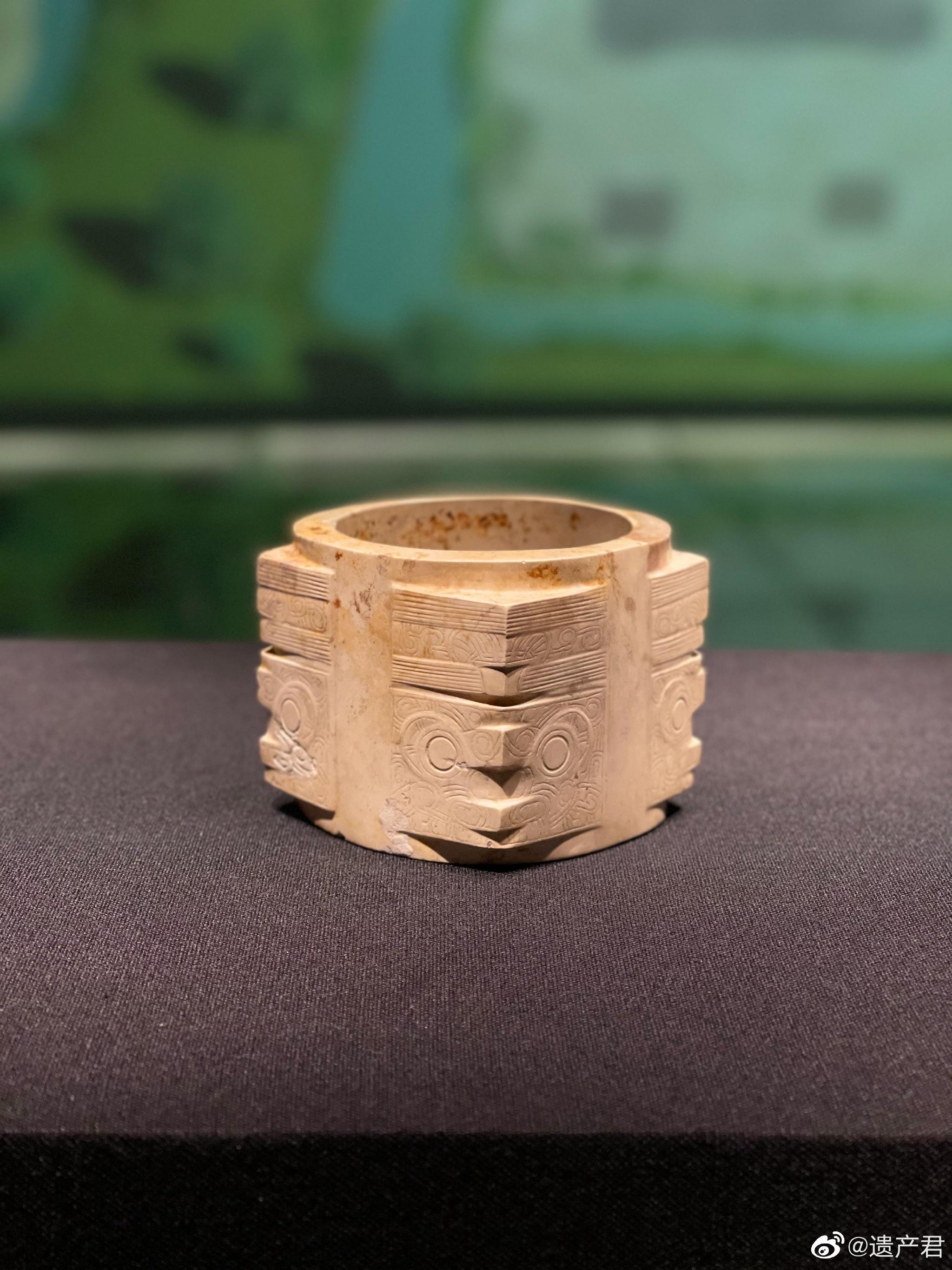 杭州临平江南水乡文化博物馆收藏的良渚玉器