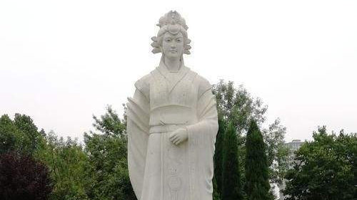 吕雉冷静对待冒顿单于的嫚书之耻，发展生产，为后来反击打下基础|刘盈|吕后|匈奴_新浪新闻