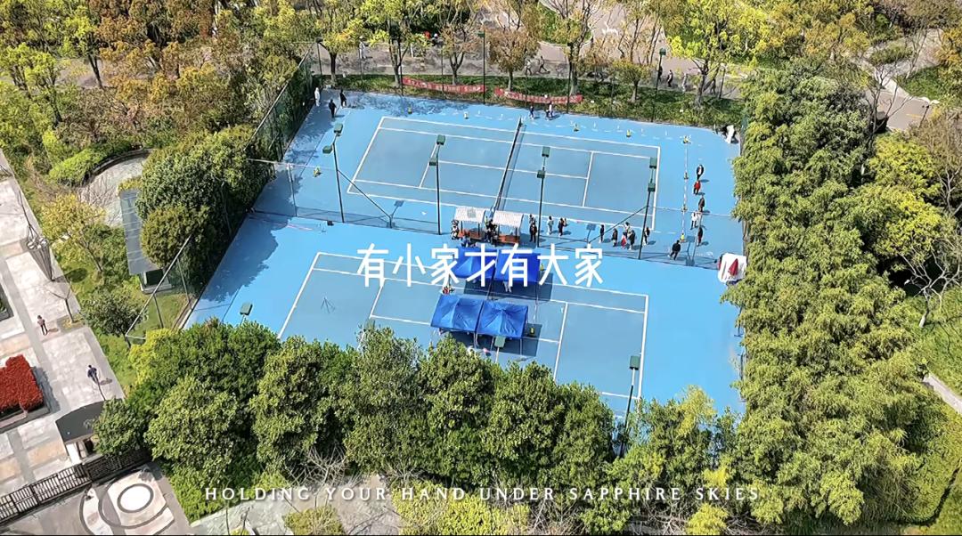 曾因汶川地震被困的他，成了上海社区的志愿者：希望善意可以传达给每一个人休闲区蓝鸢梦想 - Www.slyday.coM