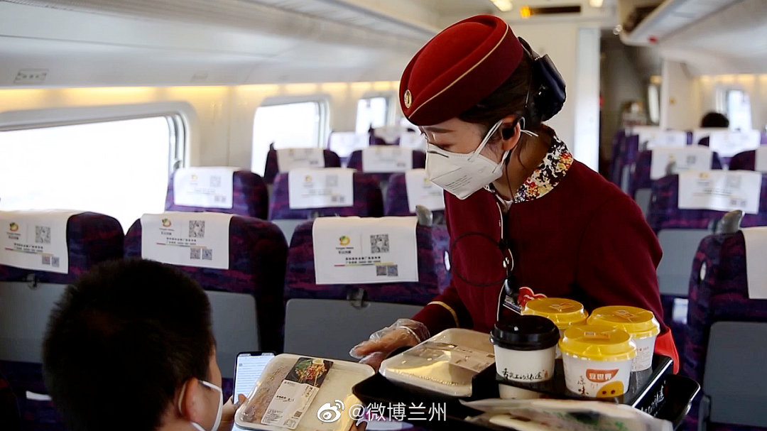 g846!兰州开出第一趟经停武汉高铁列车