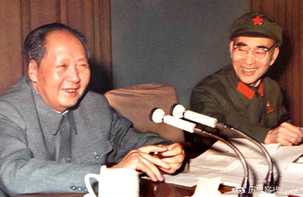 九一三事件后,毛主席看到林彪的一个小册子,心情非常激动