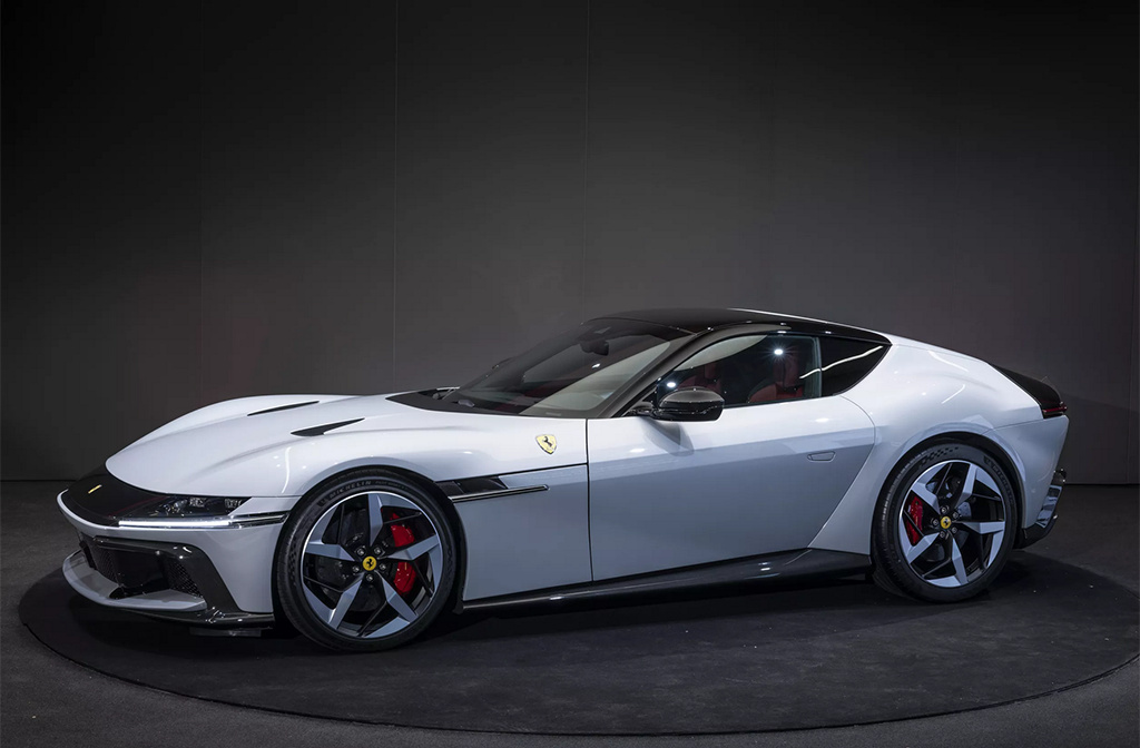 奢华与速度的绝美交融 细聊阿斯顿·马丁vanquish