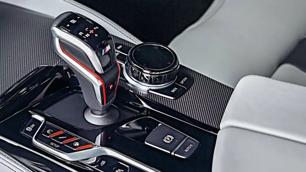 宝马电子档杆演变史拨片档杆开始取代大鸡腿档杆了