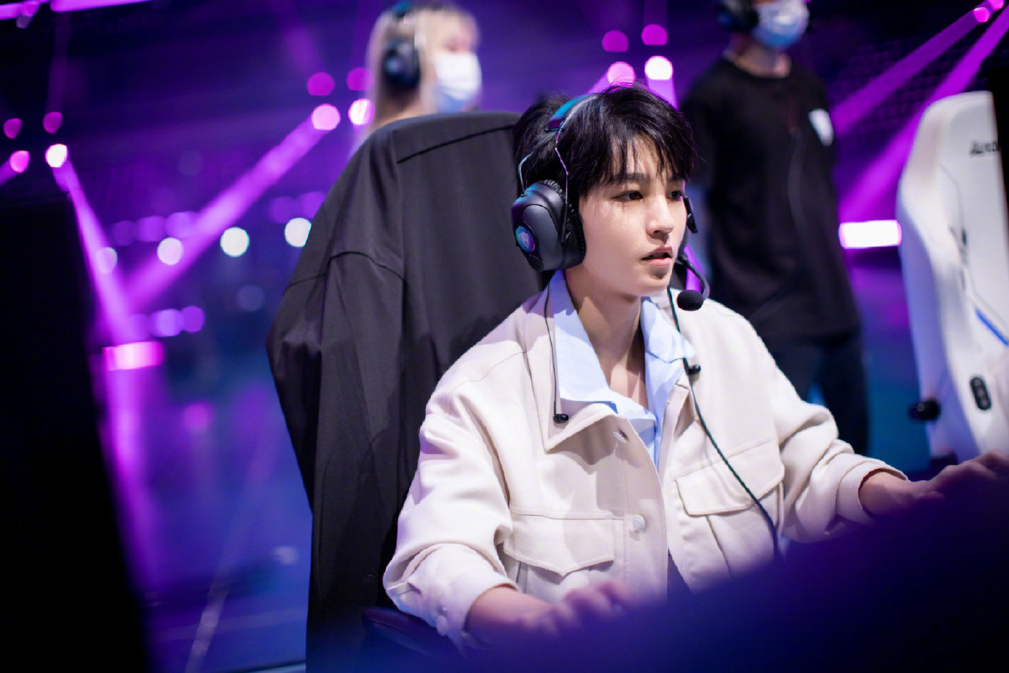 王俊凯高清图 代言人电竞凯太帅了,再一次封神的神仙颜值……_高清