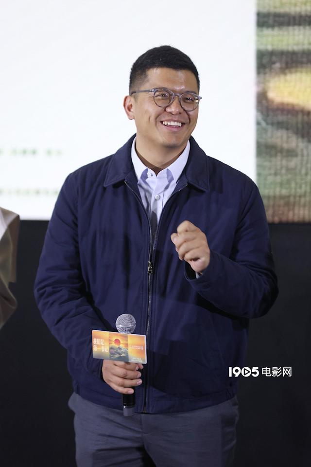 薇娅带货《我们是第一书记》主创分享创作初衷休闲区蓝鸢梦想 - Www.slyday.coM