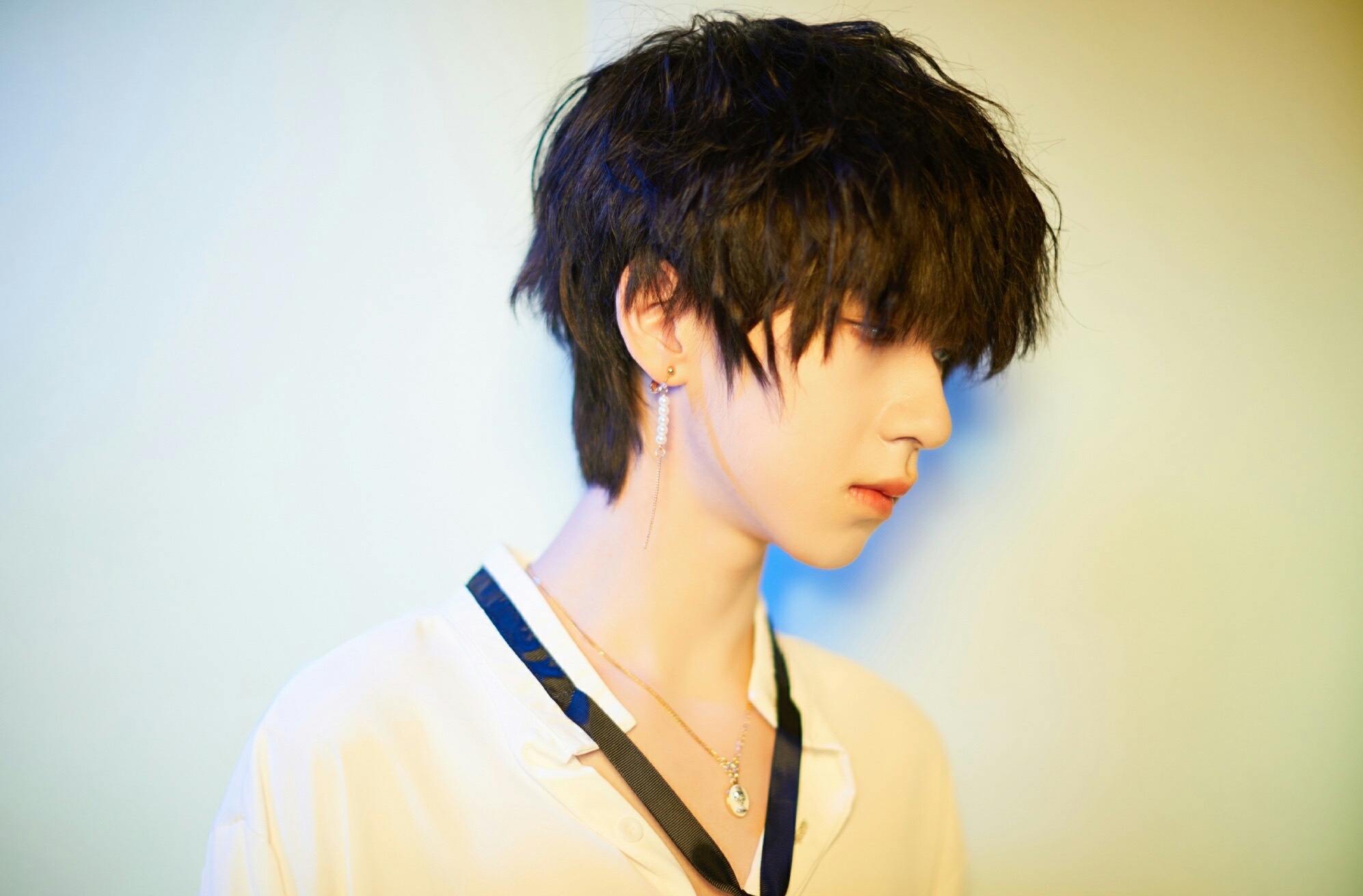 来看看贺峻霖!团内唯一mc担当_高清图集_新浪网