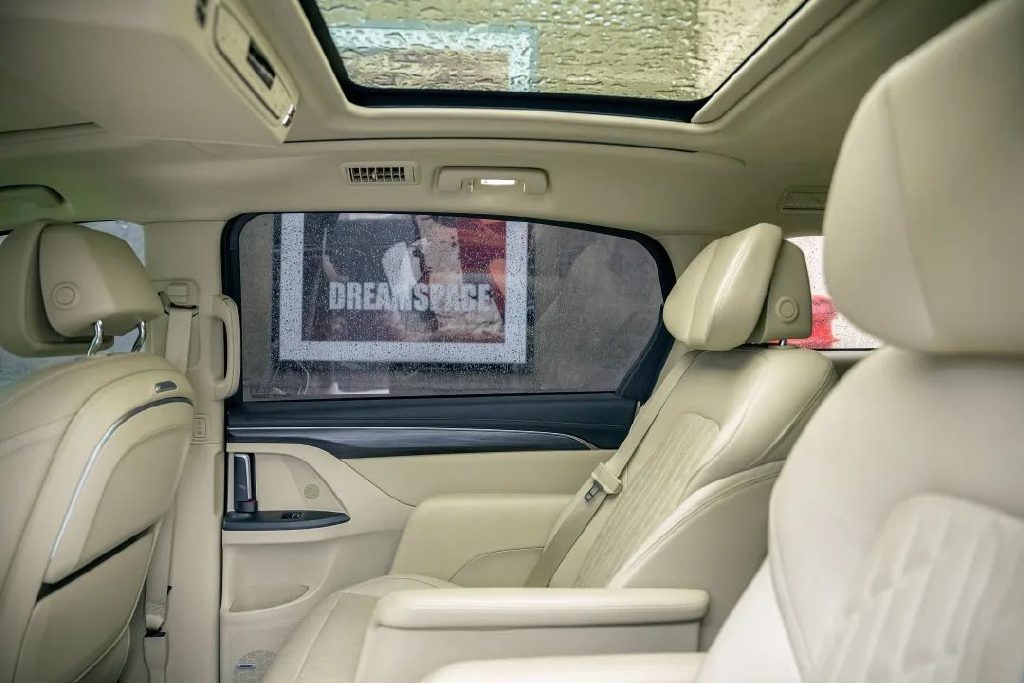 别克GL8 ES对比丰田赛那：40万最佳第二排之争