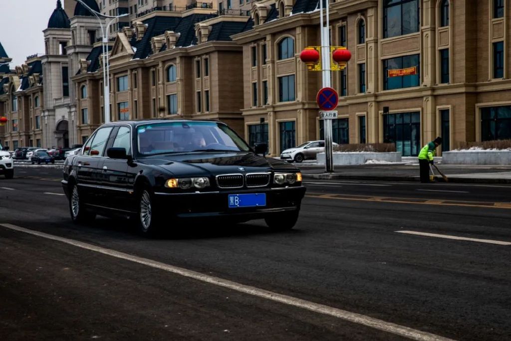 比宝马XM更天马行空的10款车型，​见过一辆的算你赢...休闲区蓝鸢梦想 - Www.slyday.coM