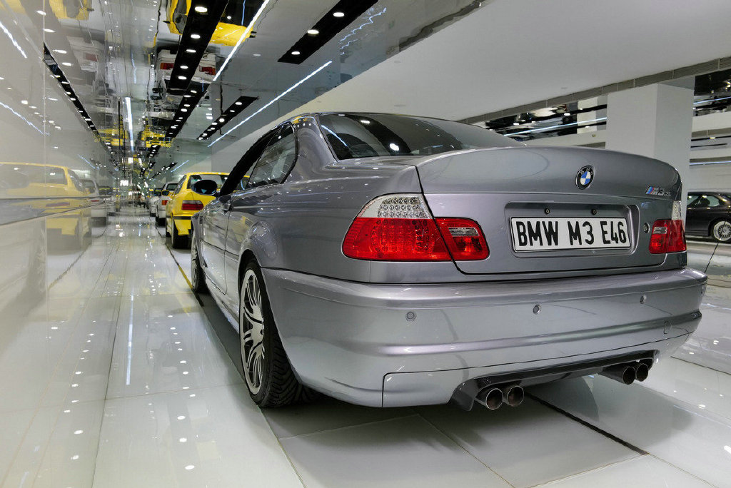 仅行驶4698公里,宝马m3 e46 csl即将被拍卖__财经头条