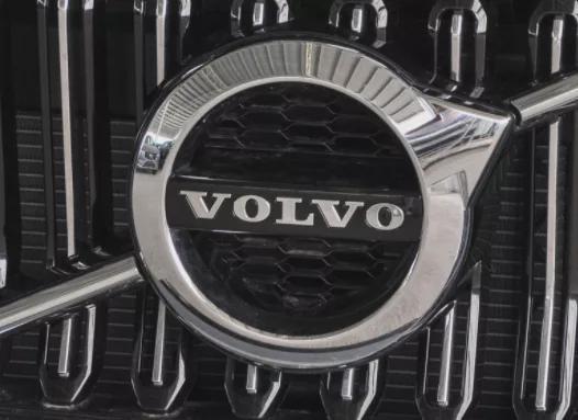 入门级豪华SUV对比：宝马X1和沃尔沃XC40谁更值得入手？