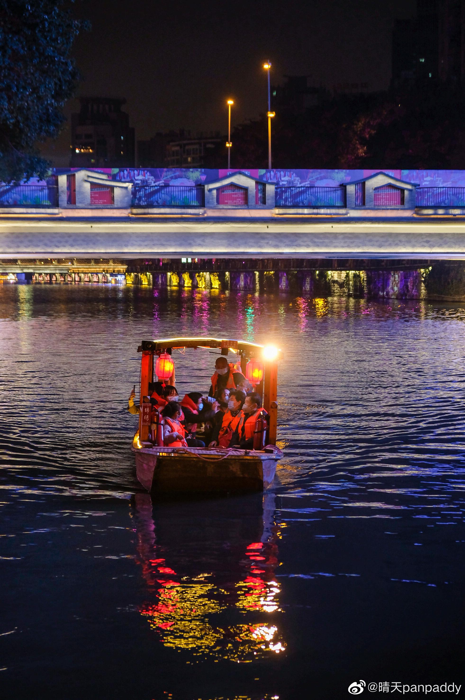 作为土生土长的成都人第一次坐船在锦江之上东门码头→音乐广场赏不尽