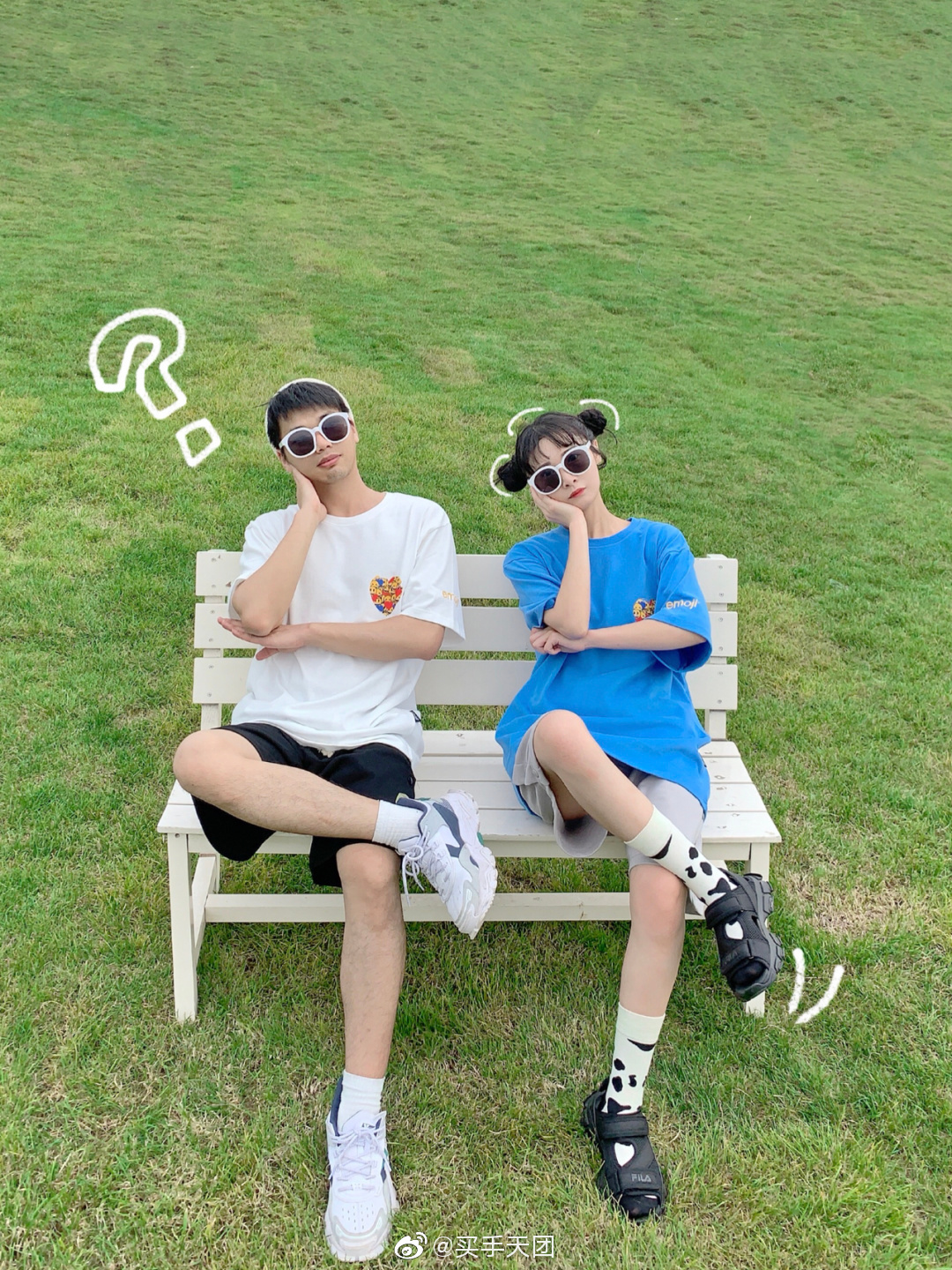 9款情侣显腿长坐姿拍照pose