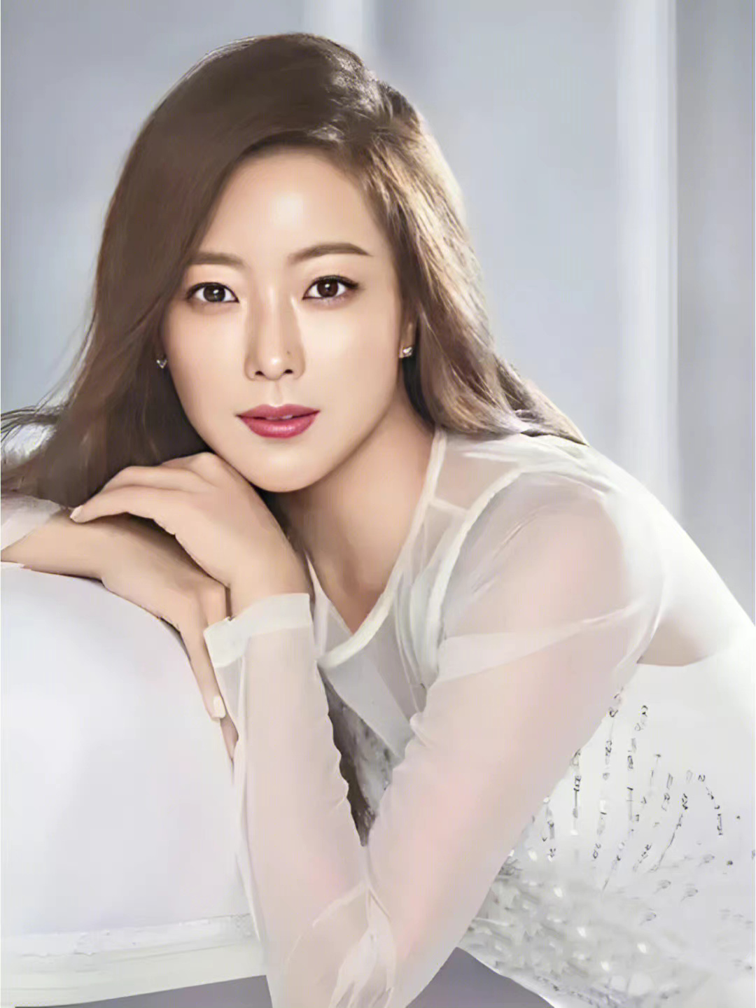 金喜善气质贤淑精致迷人