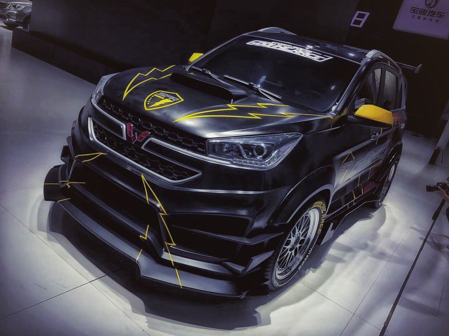 宽体五菱宏光战神酷不酷