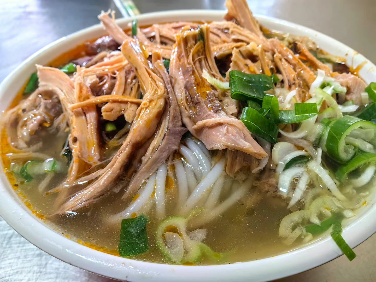 云南宜良的猪脚米线,推荐了_高清图集_新浪网