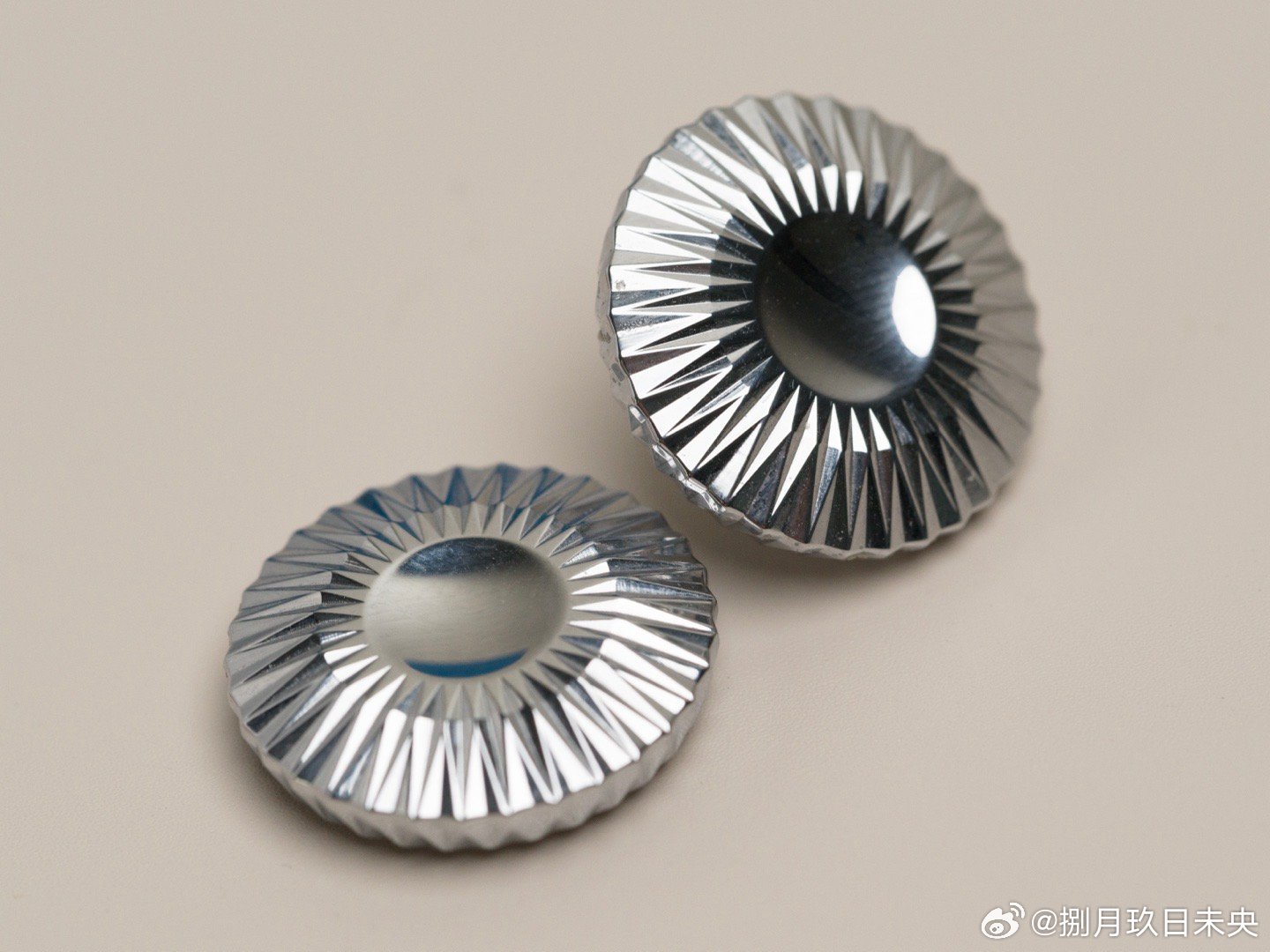 极简开箱|akuser 指尖陀螺 灵感源自于 srb 3000 氮化硅珠轴承结构 5