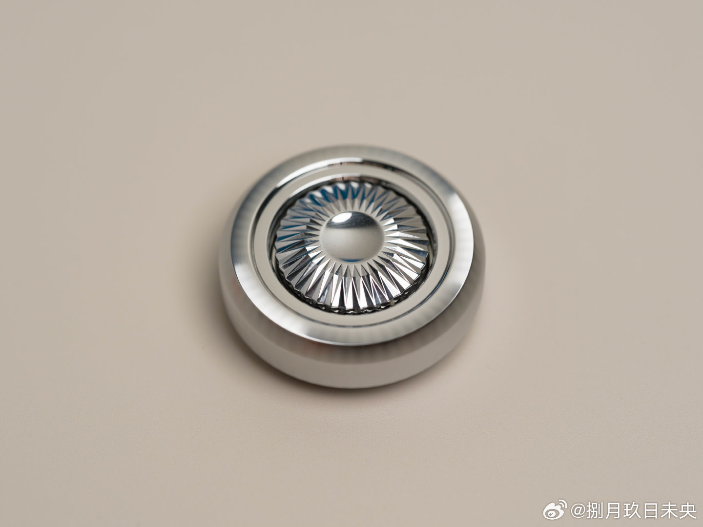 极简开箱|akuser 指尖陀螺 灵感源自于 srb 3000 氮化硅珠轴承结构 5