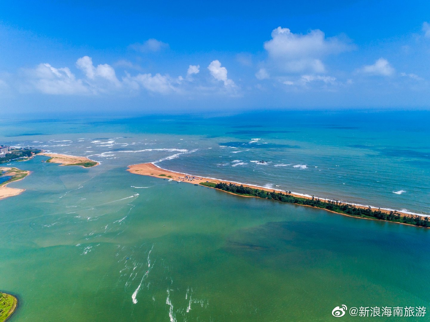 玉带滩是琼海市博鳌镇一处沙滩半岛