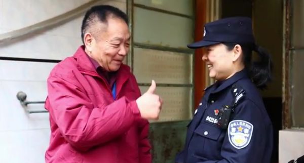 【守护万家平安】大年初一 蜀黍上门拜访？原来是一场“特殊的拜年”～休闲区蓝鸢梦想 - Www.slyday.coM