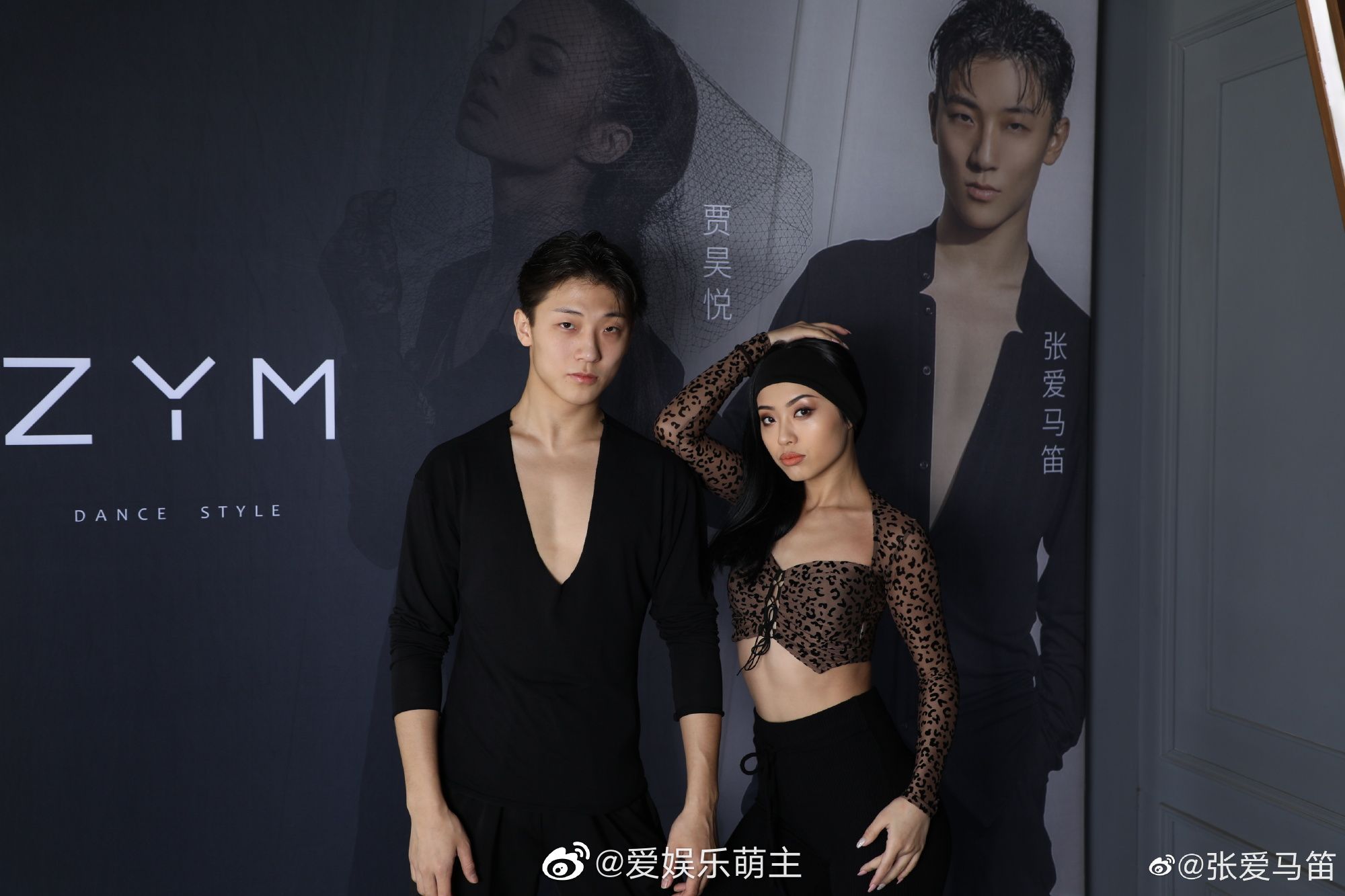 1/ 6没想到竟然在 解锁了找对象新技巧——微博私信@张爱马笛 就是