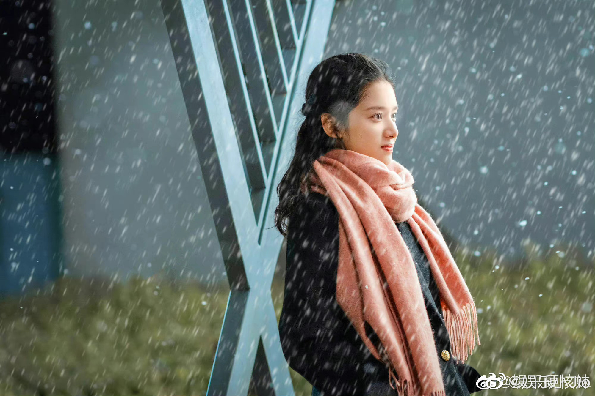 张婧仪晒《点燃我温暖你》追剧日历……__财经头条