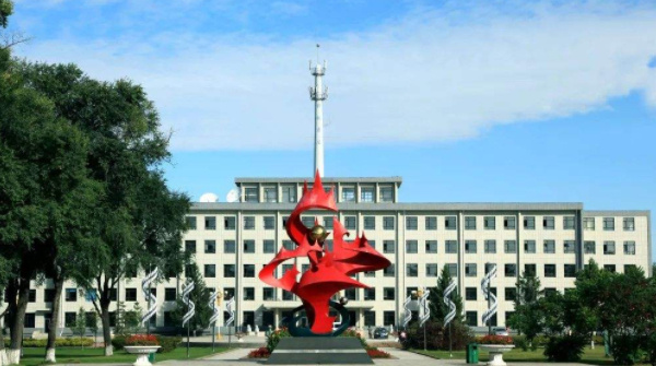 风口浪尖上的吉林农业科技学院到底是一所什么样的学校？休闲区蓝鸢梦想 - Www.slyday.coM