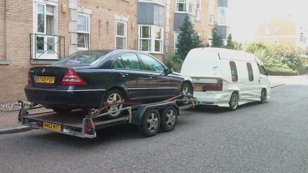 丰田海狮面包车改成这样超跑都没戏了