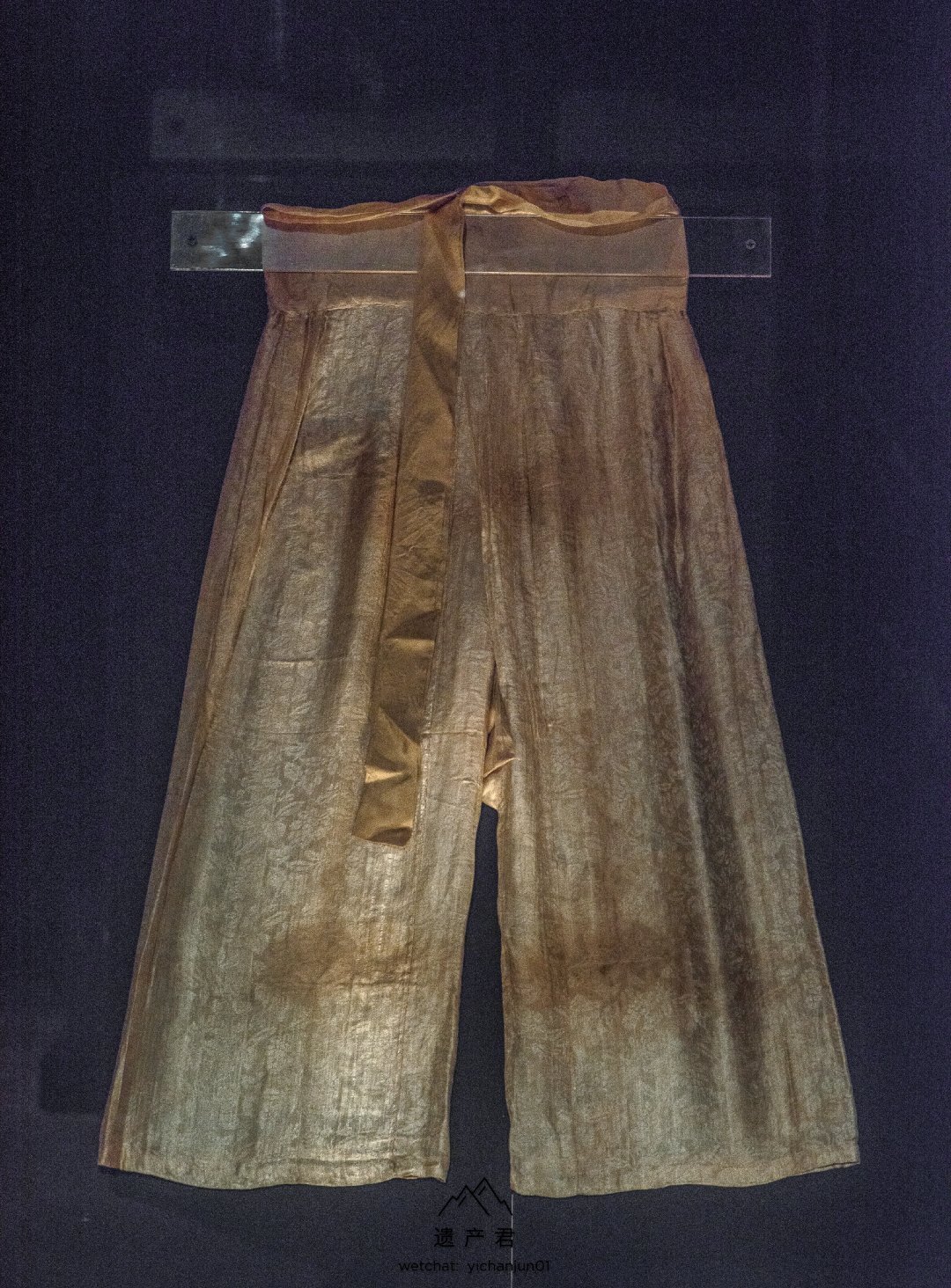 南京市博物馆藏· 宋代折枝花卉纹罗裤_高清图集_新浪网