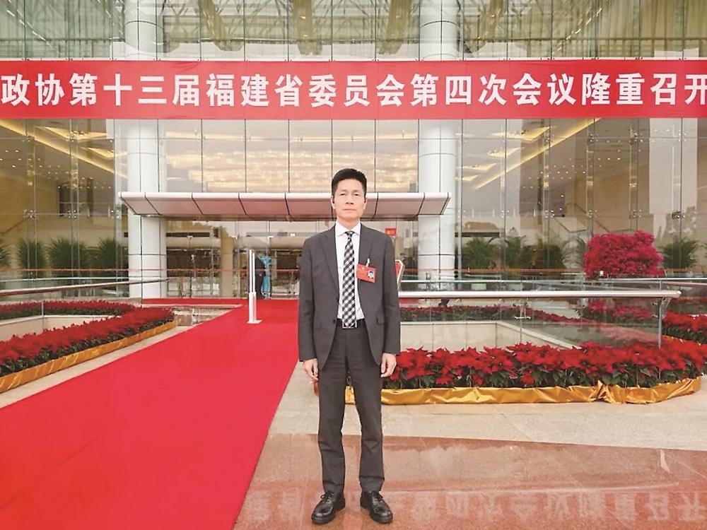 福建省政协委员、福州市第二总医院院长林凤飞|公立医院|福建卫生报|补偿|公益|制度_新浪新闻