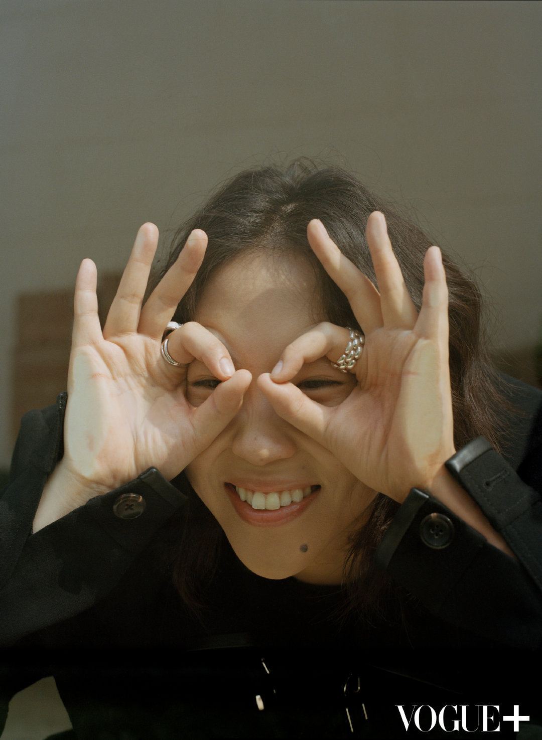 窦靖童 x vogue  8月刊__财经头条