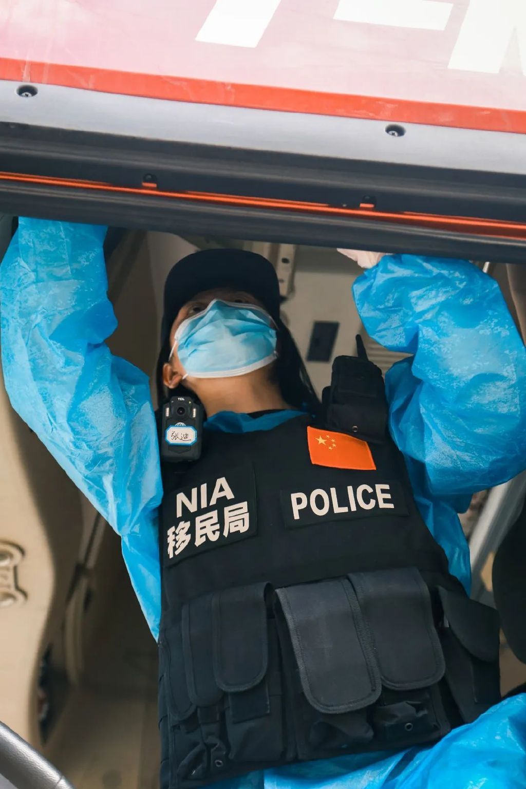 一名缉毒女警的花季雨季|缉毒|毒品|边境_新浪新闻