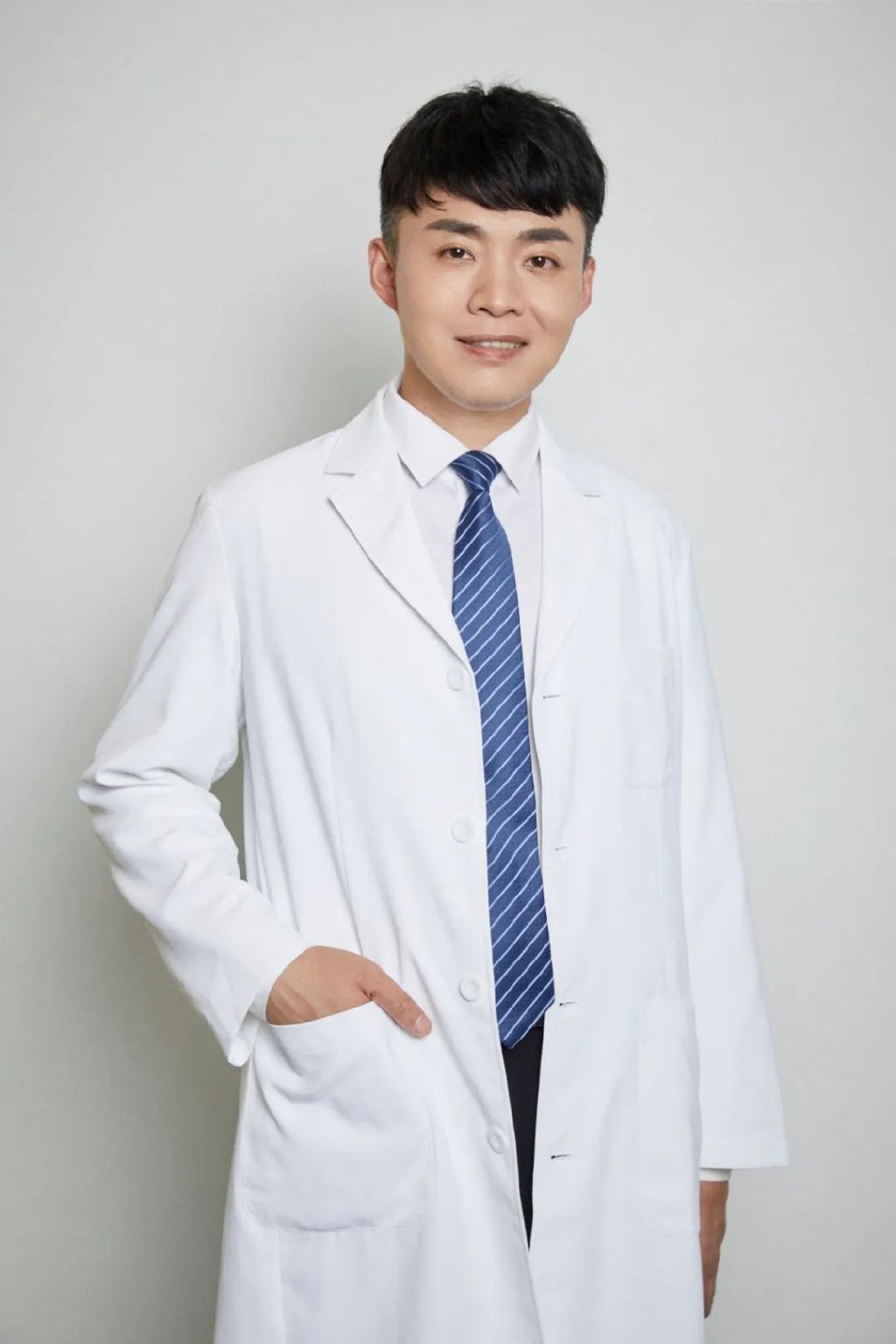 三甲医院主治医师日常