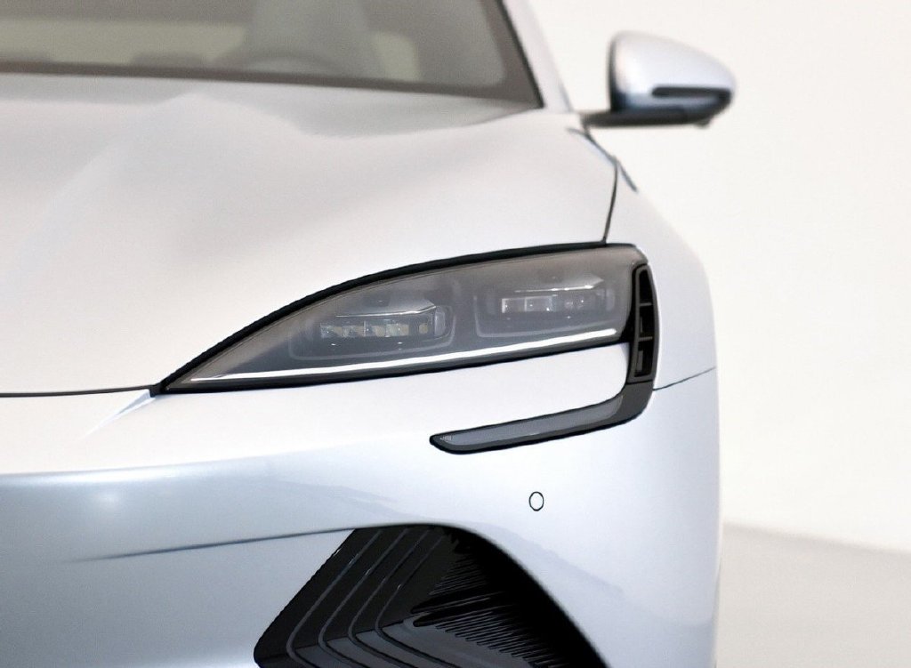 大众ID.4 CROZZ就真的香吗？这四款国产新能源车型表示不同意