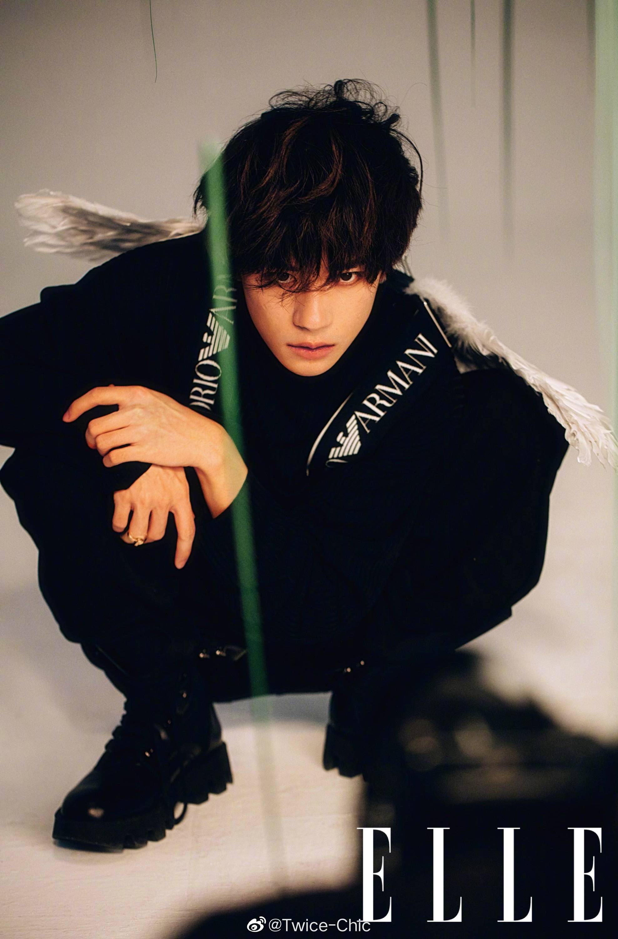 易烊千玺 x elle 5月刊拍摄幕后花絮记录_高清图集_新浪网