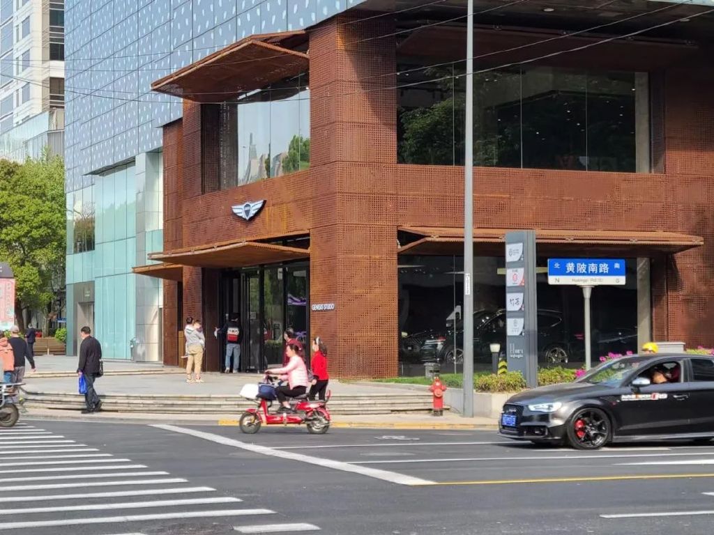 捷尼赛思GV60｜你有一万个理由拒绝它-新浪汽车
