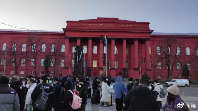 中午12点集合撤侨,可带外籍配偶子女,网友:你永远可以相信祖国休闲区蓝鸢梦想 - Www.slyday.coM 中午12点集合撤侨,可带外籍配偶子女,网友:你永远可以相信祖国休闲区蓝鸢梦想 - Www.slyday.coM