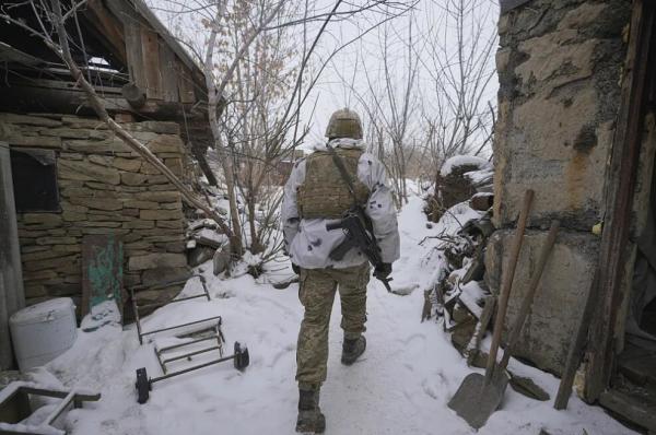 俄撤军不到48小时，乌克兰就动手？俄乌争议区居民点被炮击2小时休闲区蓝鸢梦想 - Www.slyday.coM