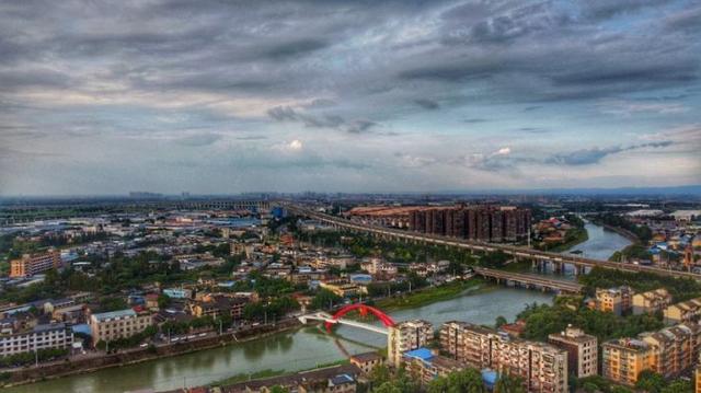 广汉市向阳镇用改革精神吹响乡村振兴号角