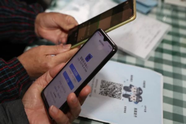 【守护万家平安】大年初一 蜀黍上门拜访？原来是一场“特殊的拜年”～休闲区蓝鸢梦想 - Www.slyday.coM