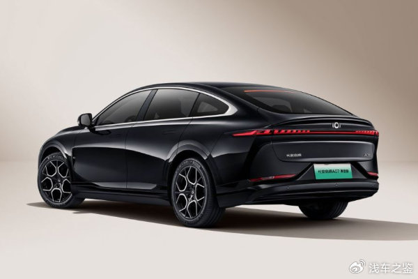 仅需1599万长安启源a07纯电轿跑续航710km