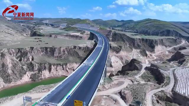 视频|银昆高速:穿山越岭到彭阳