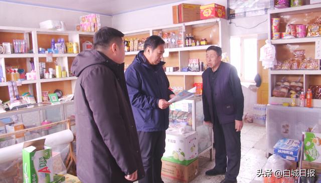 镇赉县坦途镇海姜家庭农场今年是在镇赉农商行连续贷款的第三年,农场