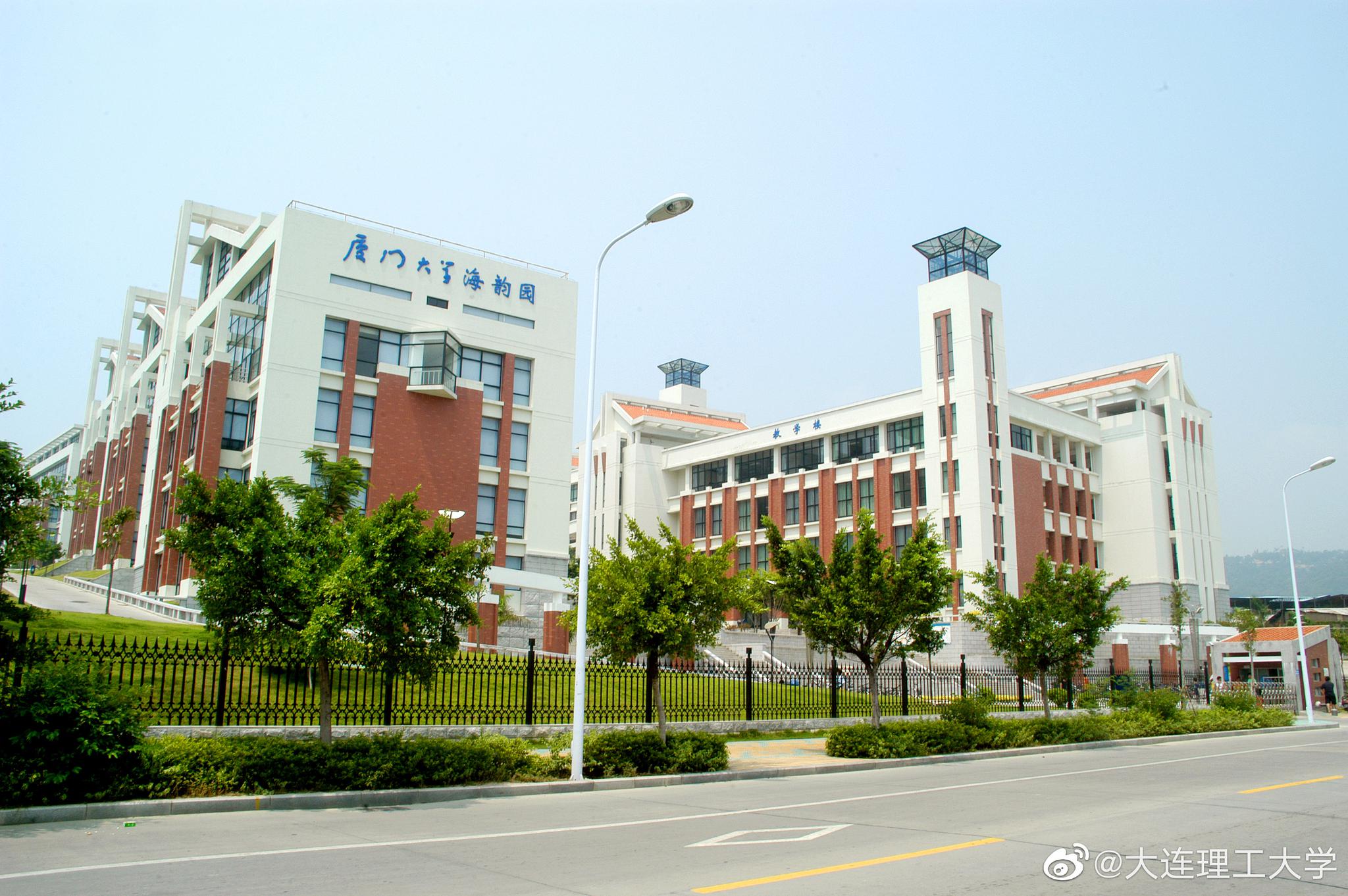 思嘉庚爱国华侨领袖育满园桃李