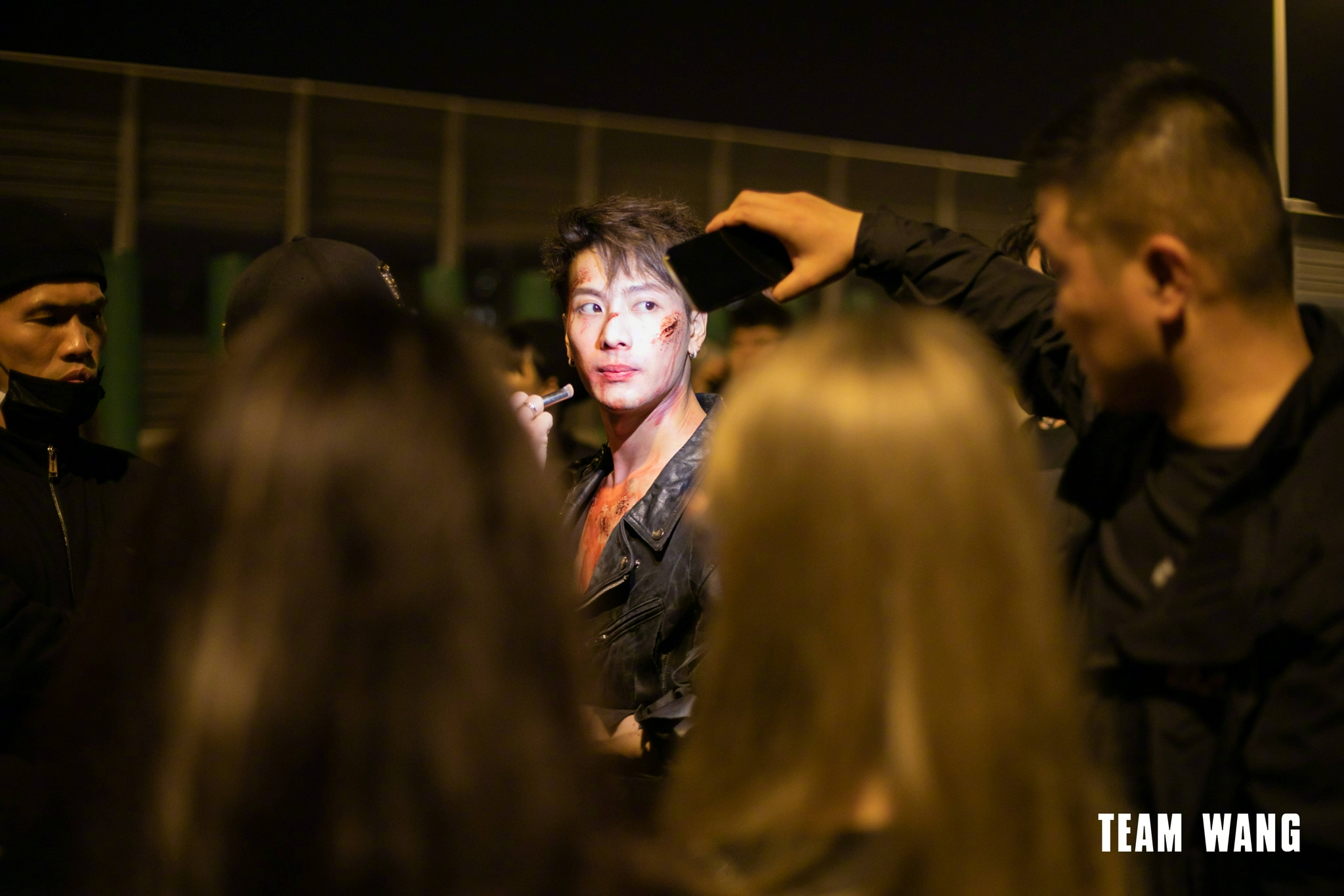 王嘉尔回归街舞4总决赛啊啊啊嘉尔回来了